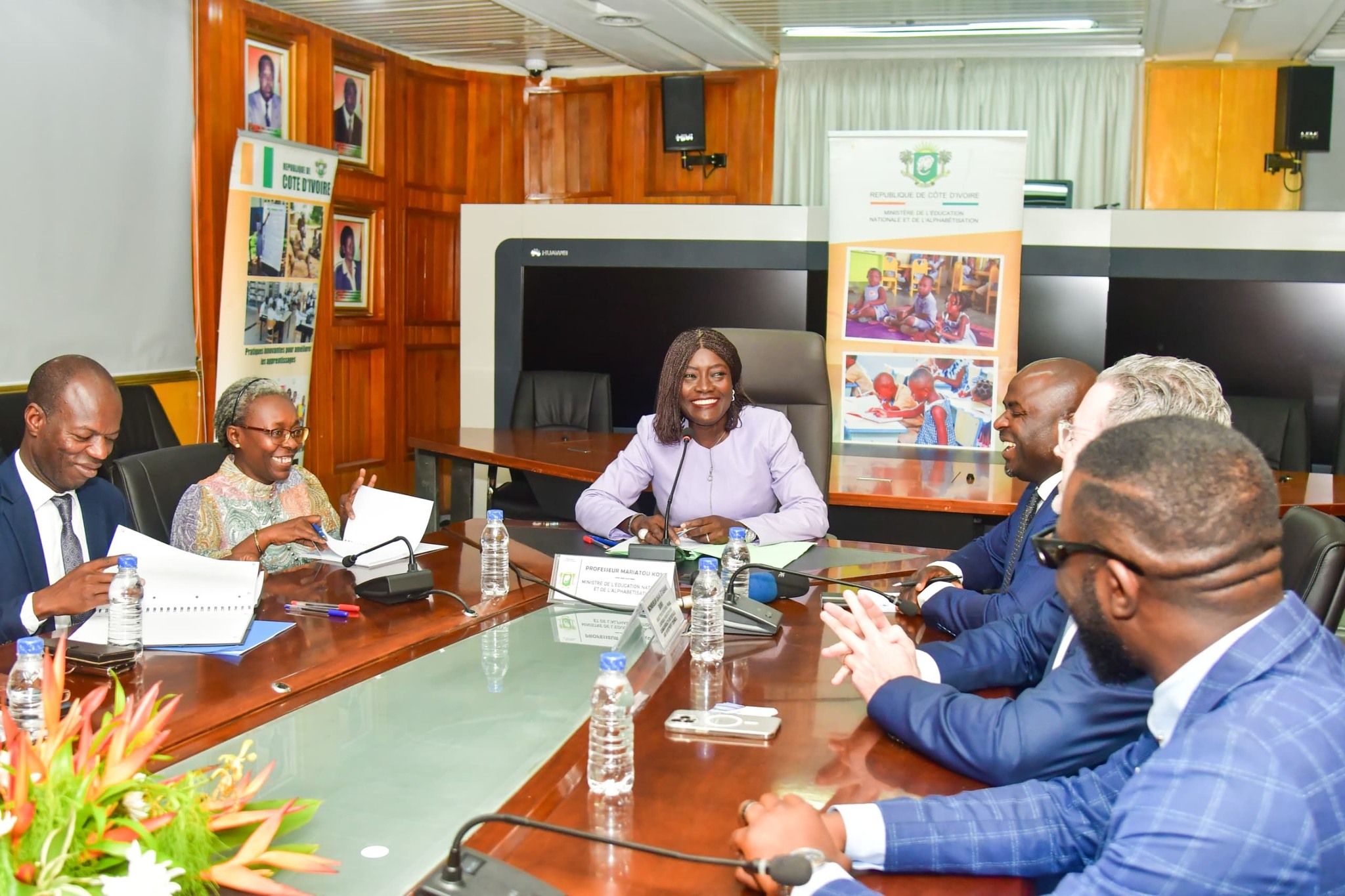 Professor Mariatou Koné, Minister of National Education and Literacy, welcoming the Commonwealth delegation in Abidjan.